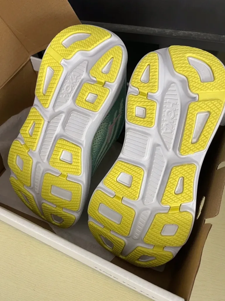 Used Hoka Zapatillas talla 37 bike — image 4 of 6