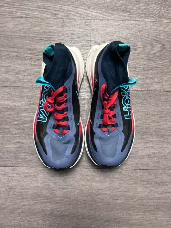 Used Hoka Tecton X3 bike — image 6 of 10