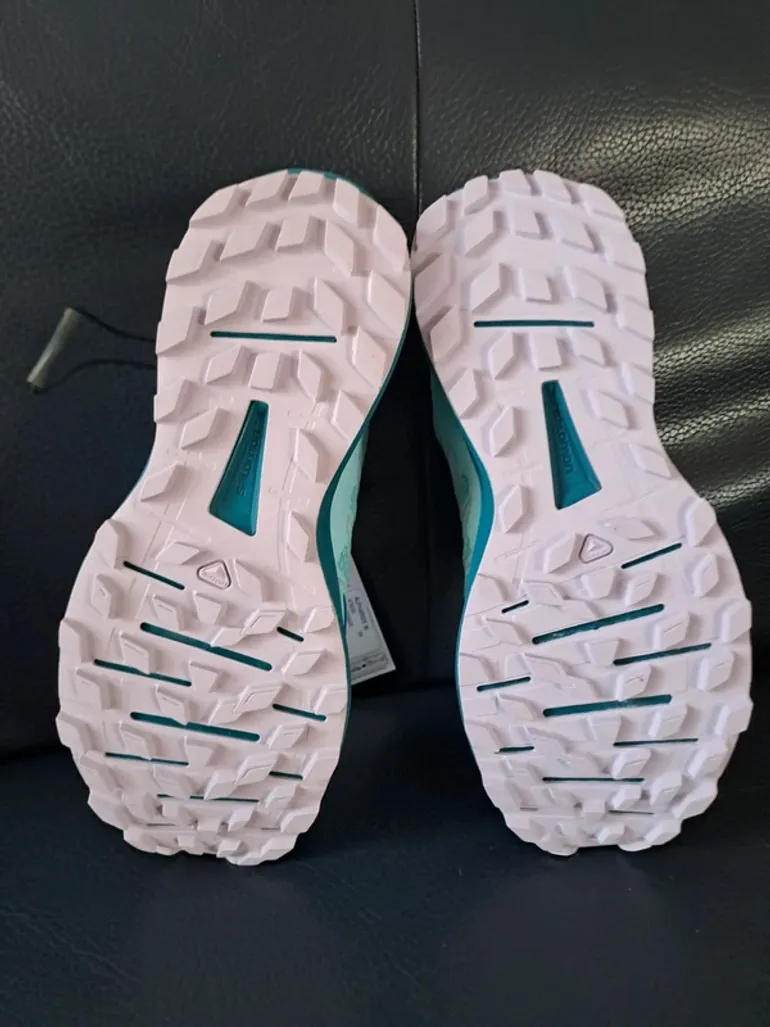 Używany Asics Running Shoes Women bike — zdjęcie 9 z 10