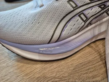 Used Asics Gel Excite 11 bike — image 6 of 7