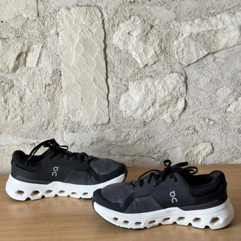 Used On Running Cloudrunner 2 bike — image 3 of 13