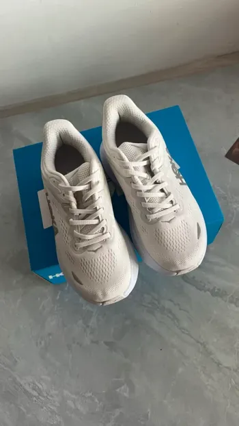 Brugt Hoka Zapatillas bike — billede 3 af 6