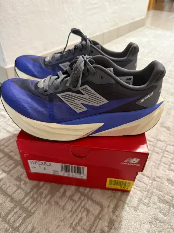 Použité New Balance Fuelcell Rebel V5 bike — obrázek 3 z 4