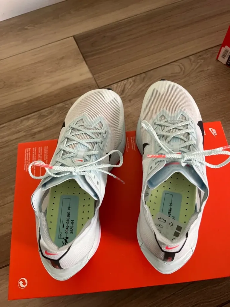 Używany Nike ZoomX Vaporfly Next% 4 bike — zdjęcie 7 z 9