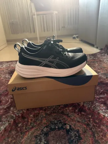 Used Asics Gel Pulse 17 bike