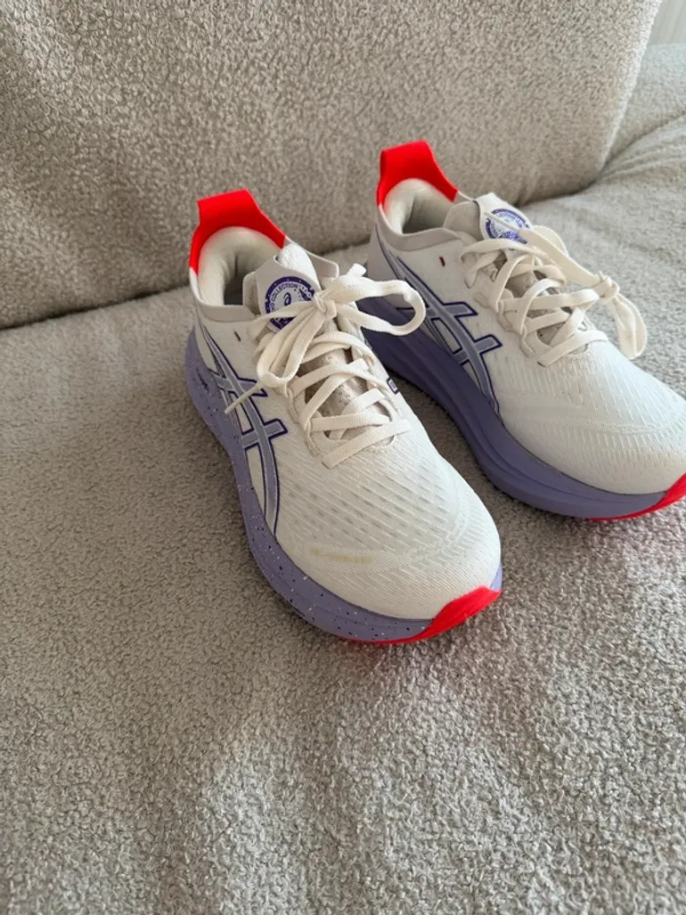 Asics running shoes bike d'occasion — image 4 sur 9
