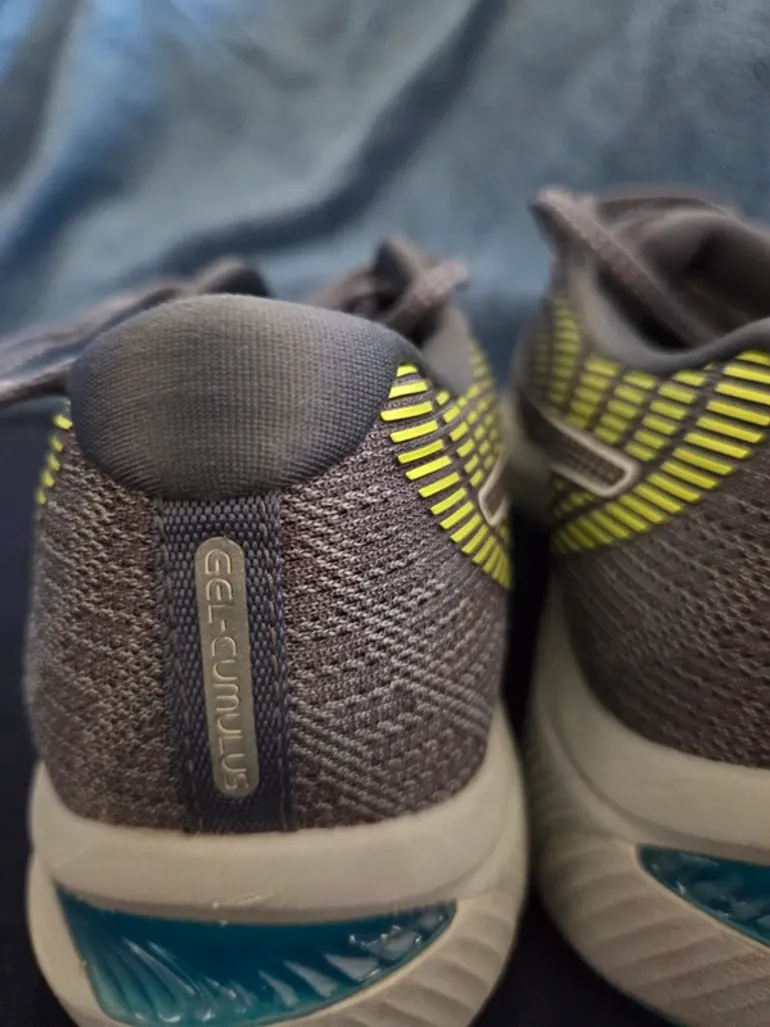 Tweedehands Asics Cumulus 22 bike — afbeelding 7 van 11