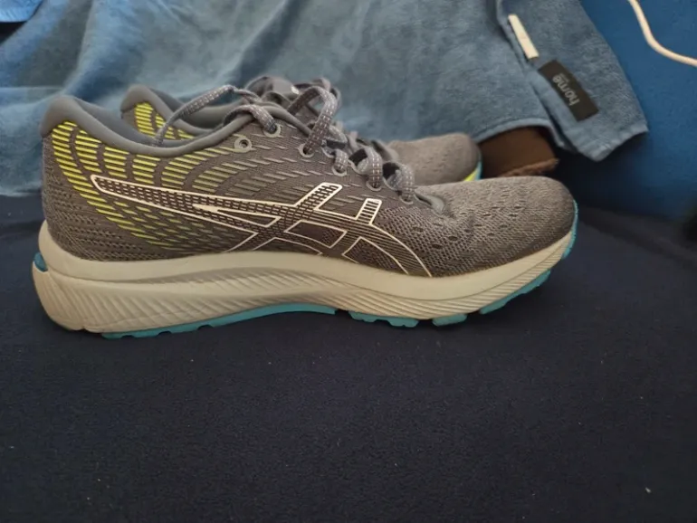 Tweedehands Asics Cumulus 22 bike — afbeelding 5 van 11