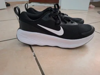 Použité Nike Scarpe bike