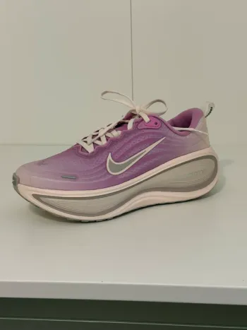 Used Nike Vomero Plus bike — image 2 of 11