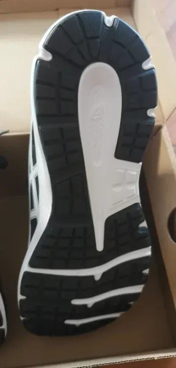 Použité Asics Jot3 bike — obrázek 6 z 6