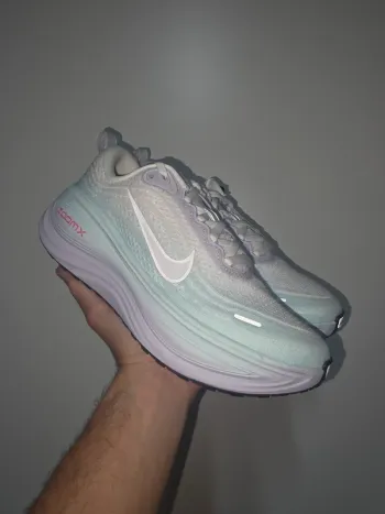 Tweedehands Nike Vomero Plus bike — afbeelding 2 van 11