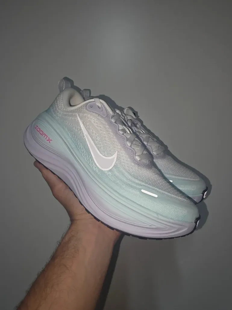 Tweedehands Nike Vomero Plus bike — afbeelding 2 van 11