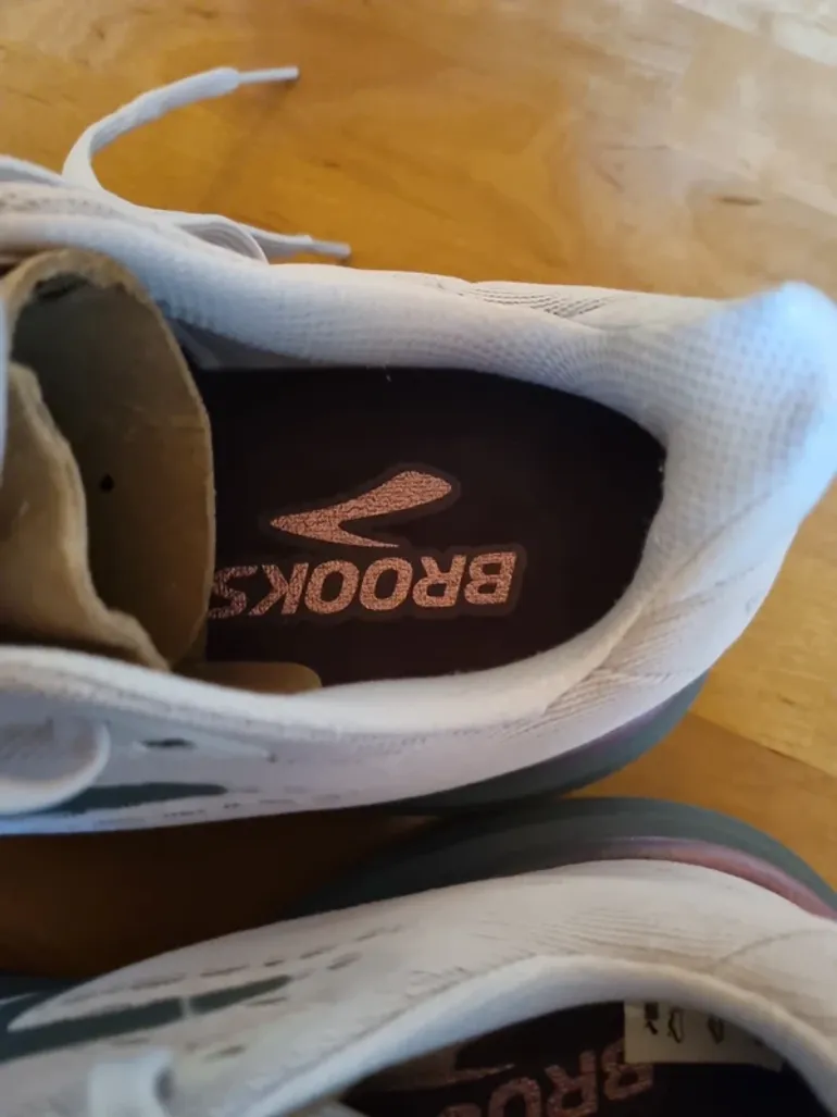 Použité Brooks Damen Laufschuhe bike — obrázek 8 z 8