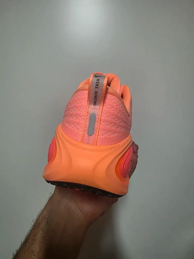 Použité Nike Vomero Plus bike — obrázek 5 z 13
