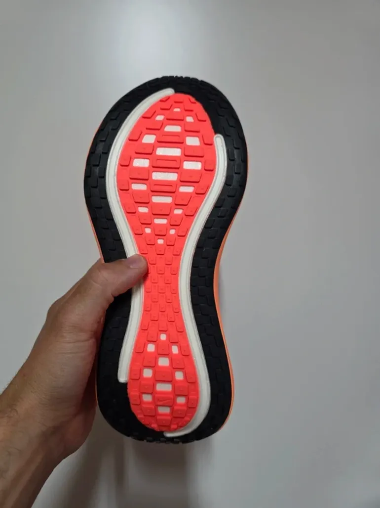 Použité Nike Vomero Plus bike — obrázek 6 z 13