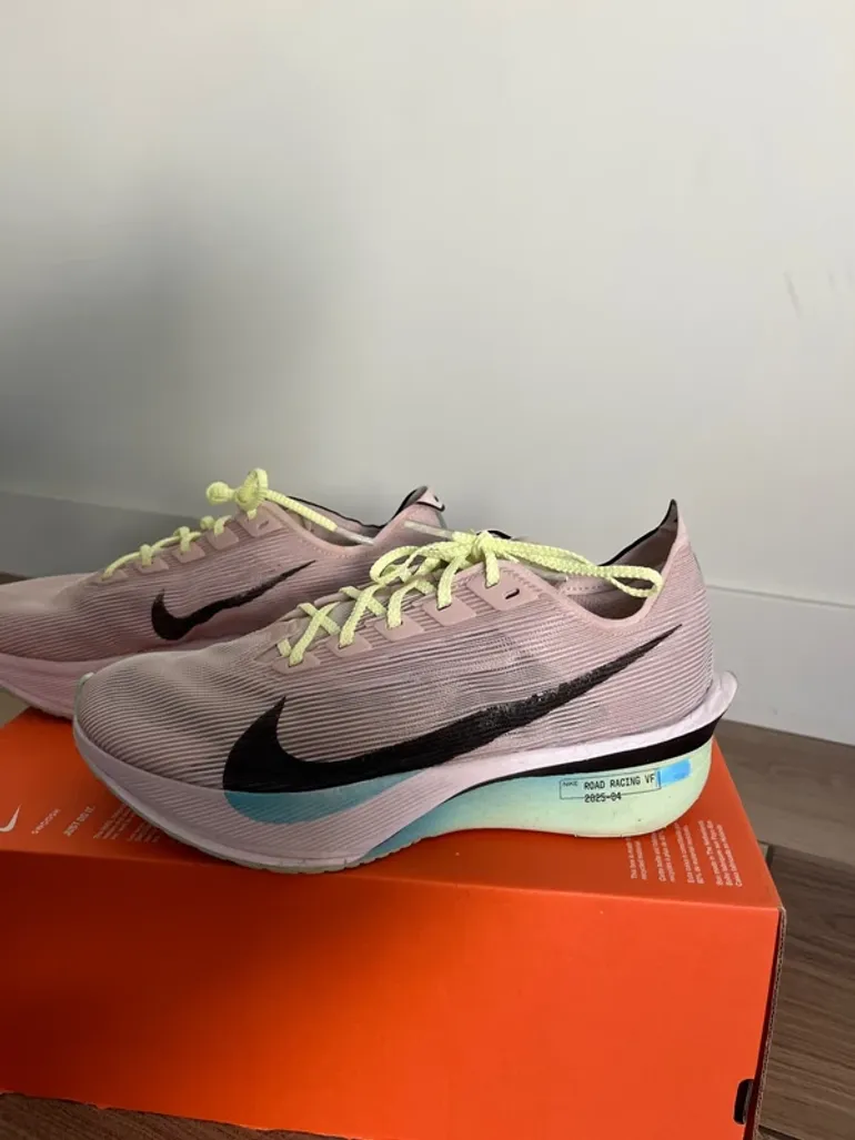 Brugt Nike Vaporfly Next% 4 bike — billede 2 af 9