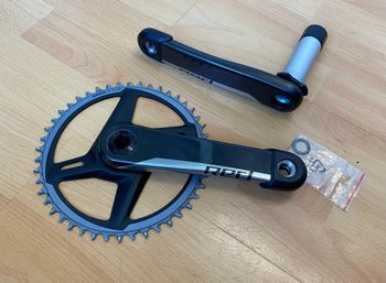 Używany Sram Red AXS D1 46T 170mm DUB bike