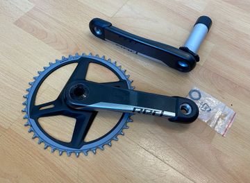 Used Sram Red AXS D1 46T 170mm DUB Drivetrain & Pedals