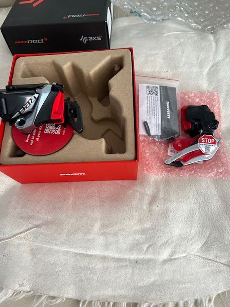 Brugt Sram RED AXS 2024 bike — billede 3 af 5