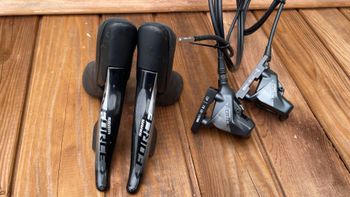 Sram Force AXS D1 shifters + brakes 2023 Brakes d'occasion