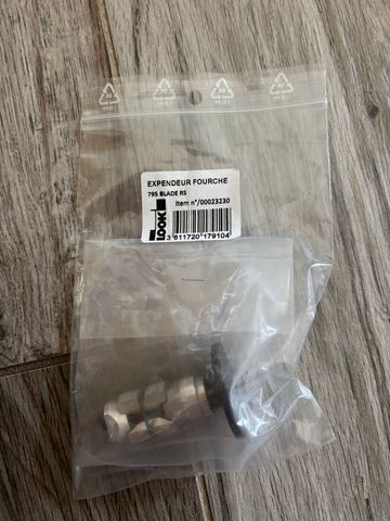 Used Look 795 Blade RS Fork Expander Cockpit