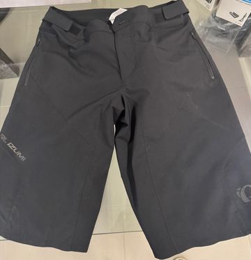 Used Pearl Izumi Cycling Shorts with Removable Chamois 2025 Cycling Clothing