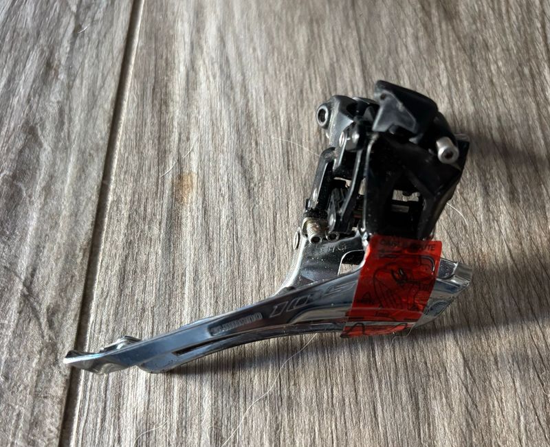 Used Shimano 105 FD-R7000 Drivetrain & Pedals