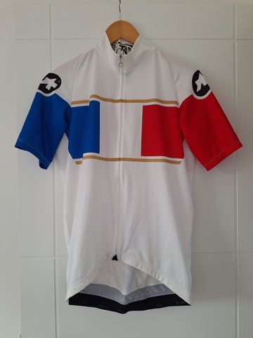 Used Assos Jersey 2015 bike — image 1 of 2