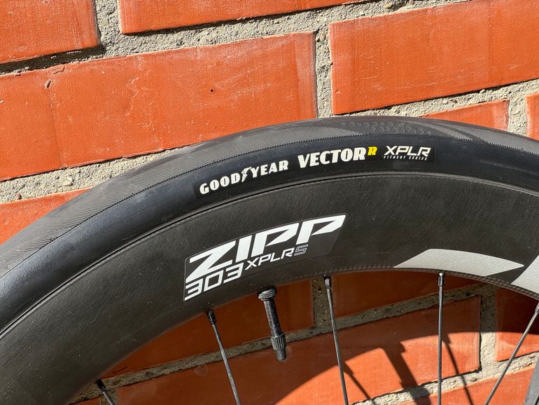 Brugt Zipp 303 XPLR S 2026 bike — billede 4 af 4