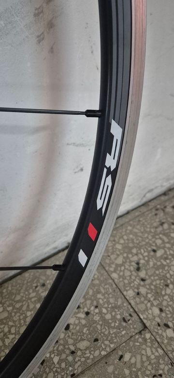 Used Shimano RS bike — image 5 of 6