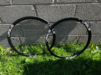 URSUS Perfill 35 tubular carbon Wheels usato