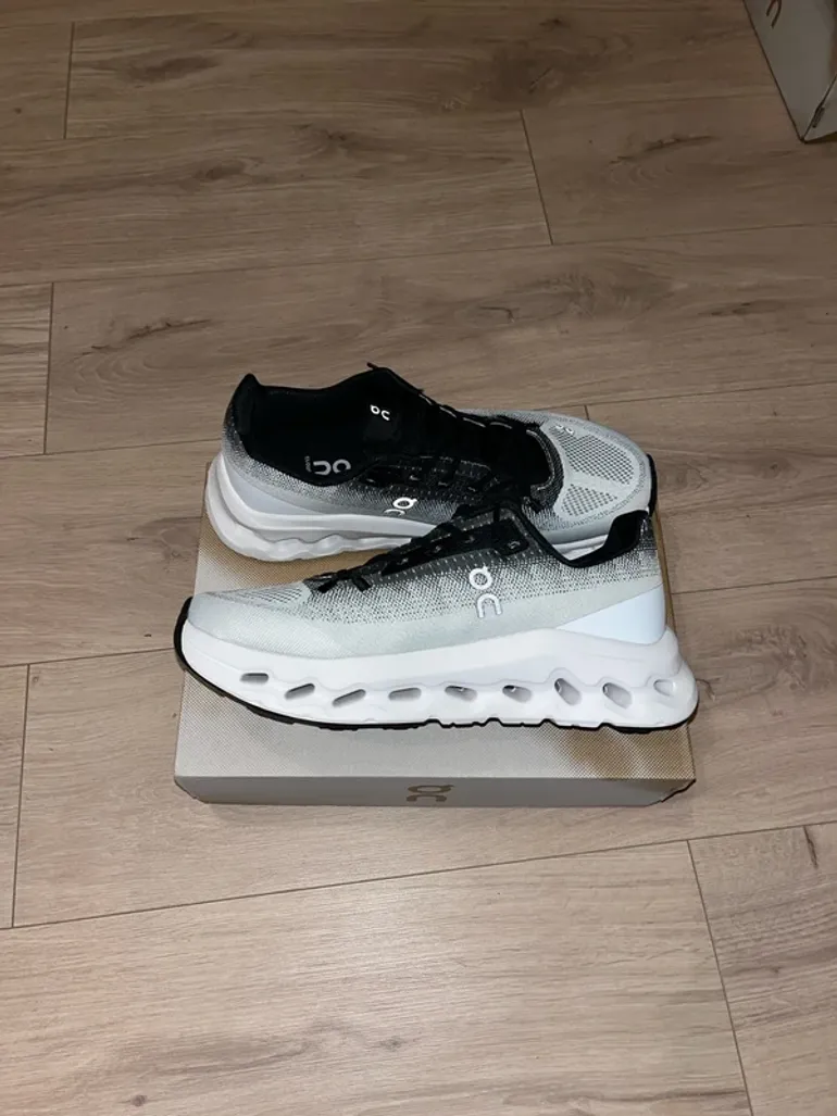 On Running On Shoes bike d'occasion — image 2 sur 7