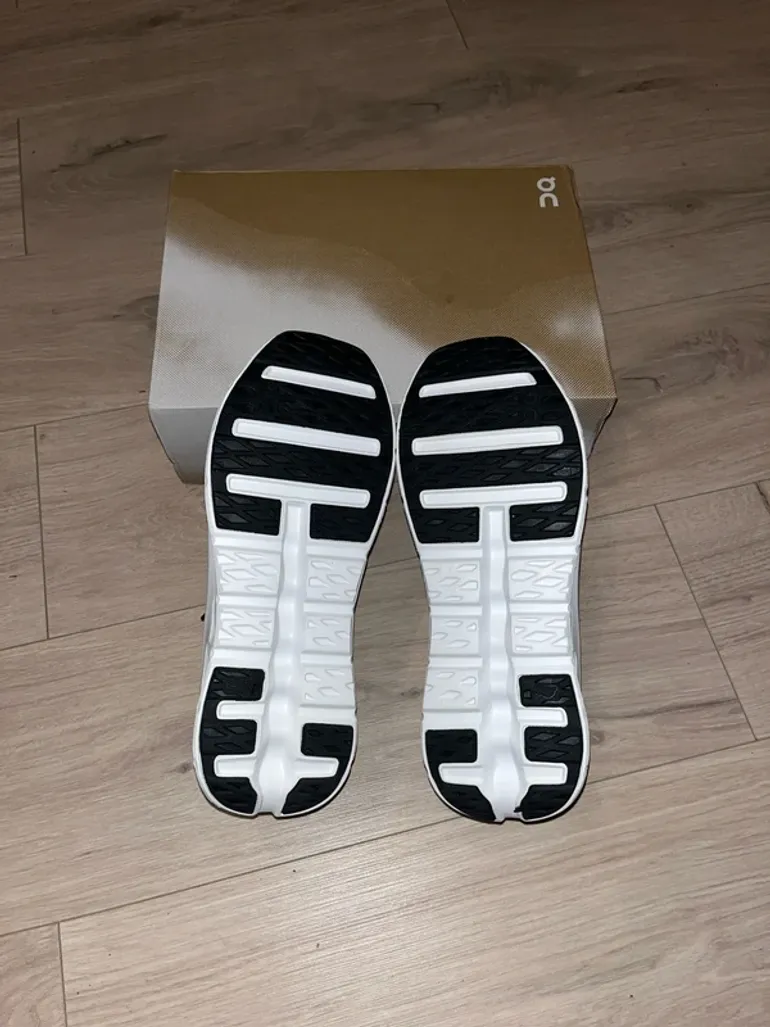 On Running On Shoes bike d'occasion — image 7 sur 7