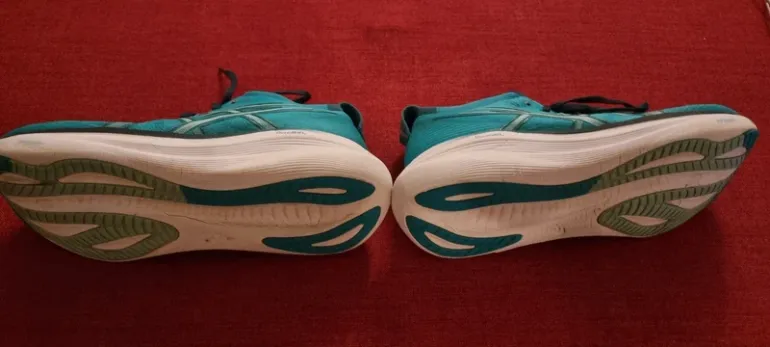 Used Asics Nimbus 28 bike — image 3 of 5