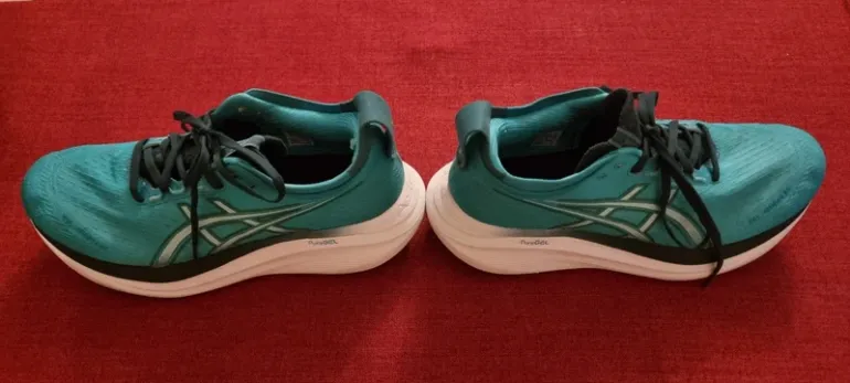 Used Asics Nimbus 28 bike — image 2 of 5