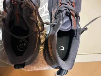 Asics Novablast 5 bike usato — immagine 2 di 6