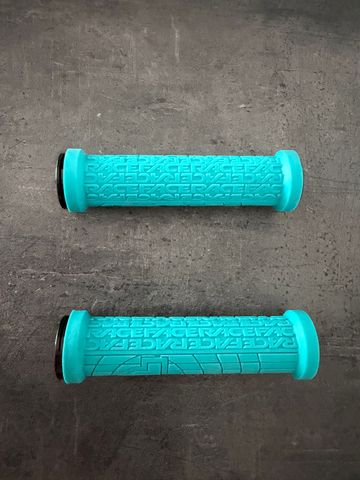 Used Race Face Grippler Lock On Grips Cockpit