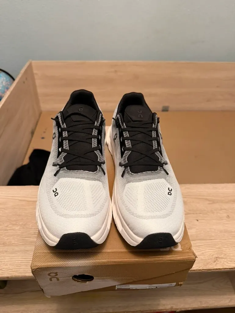 Used On Running Shoes Size 44 bike — image 2 of 3