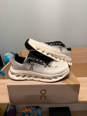 Used On Running Shoes Size 44 Running Shoes