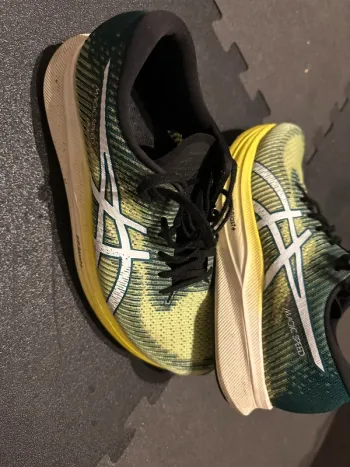 Brugt Asics Magic Speed Running Shoes