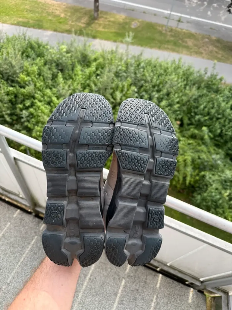 Used On Running Cloud bike — image 8 of 8