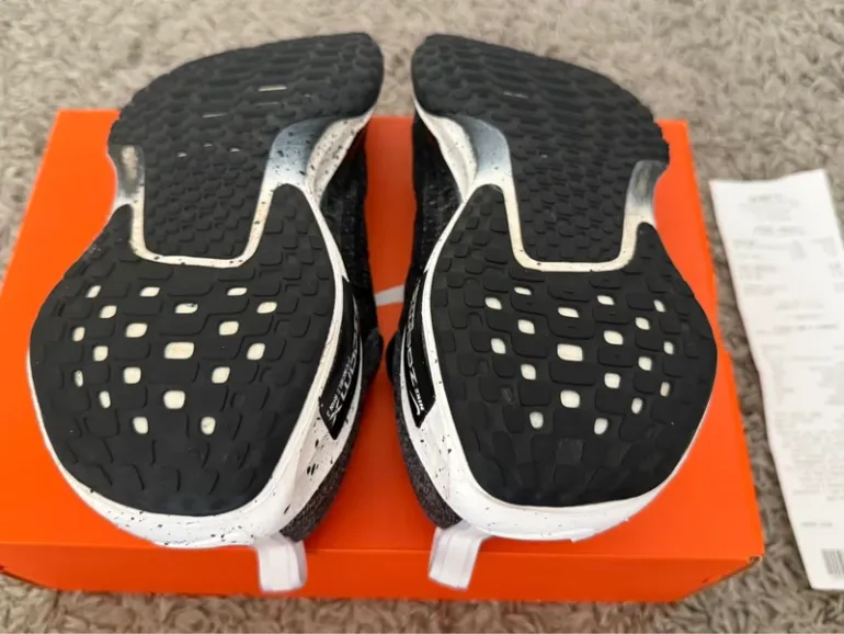 Nike ZoomX Invincible Run FK 3 bike usato — immagine 14 di 15