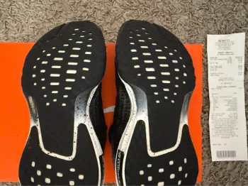 Nike ZoomX Invincible Run FK 3 bike usato — immagine 15 di 15