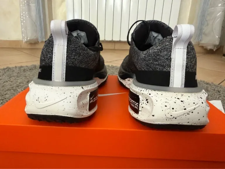 Nike ZoomX Invincible Run FK 3 bike usato — immagine 8 di 15