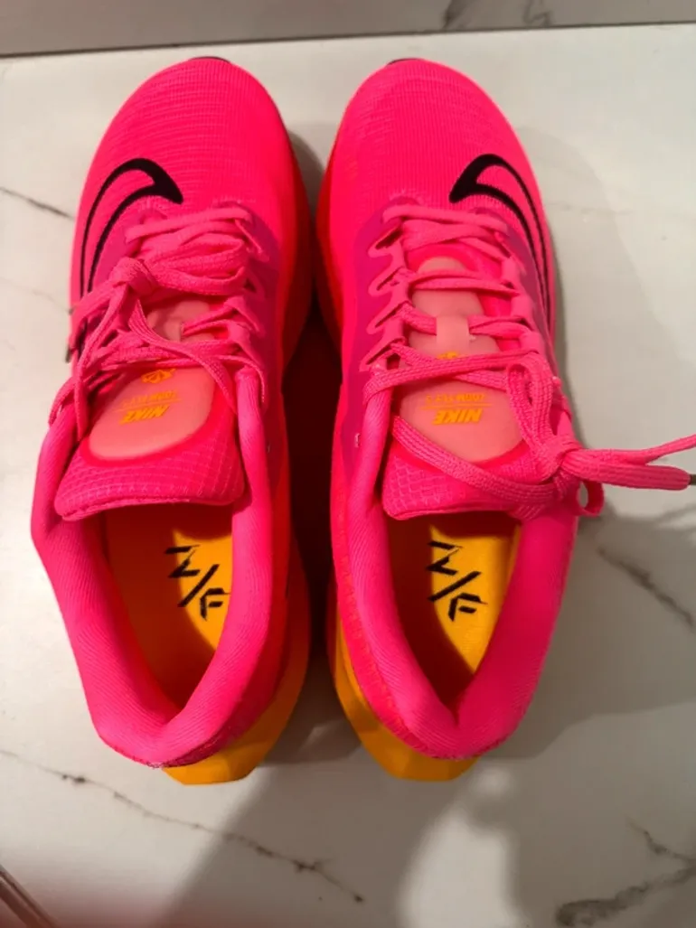Used Hyper Zoom Fly 5 bike — image 6 of 8