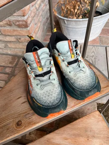 Used Asics Trabuco Max 4 Running Shoes