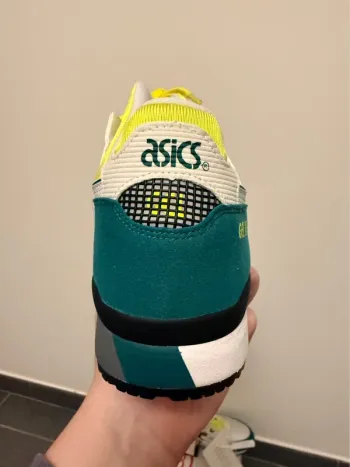 Used Asics Gel Lyte 3 OG bike — image 7 of 15