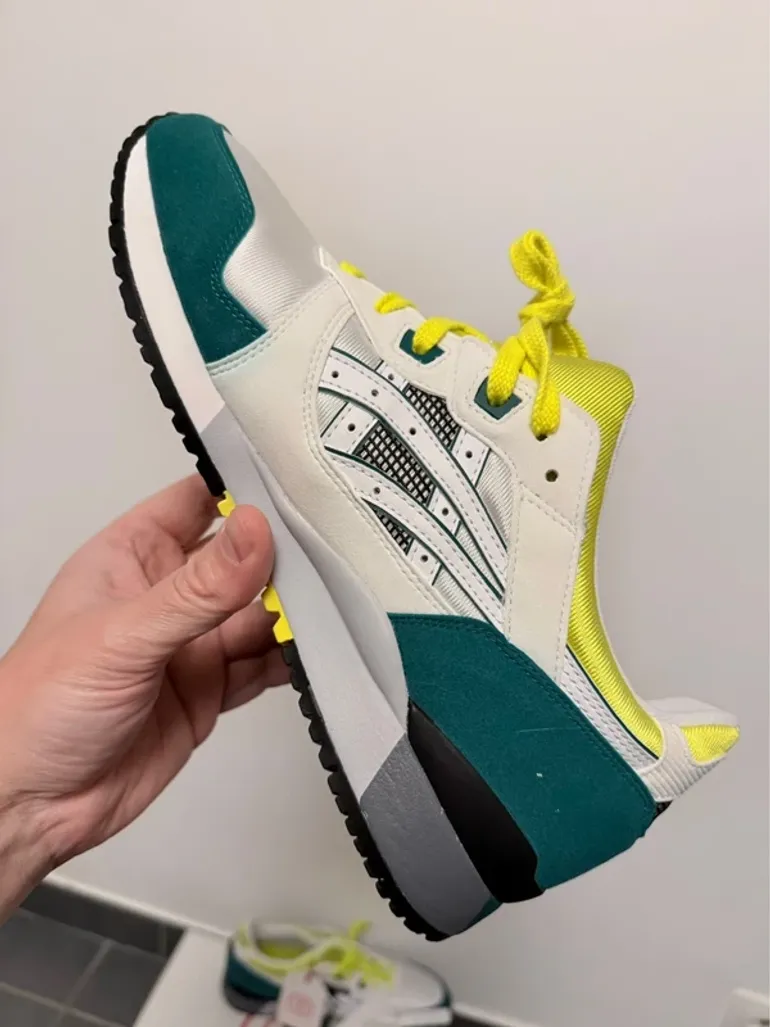 Used Asics Gel Lyte 3 OG bike — image 8 of 15