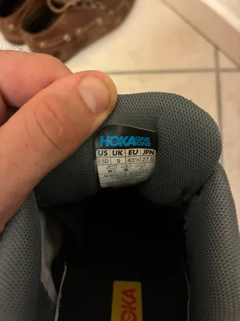 Used Scarpa Hoka Trail Running Shoes bike — image 4 of 4